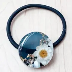 ハンドメイド ゴールドリング 大人シック レジンヘアゴム - メルカリ
