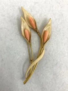 23.537【ブローチ】珊瑚　ヴィンテージ　アンティーク