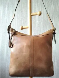 COACH　コーチ　オールドコーチ　ショルダーバッグ　レザー　キャメル