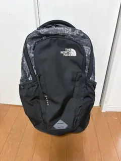 ノースフェイス THE NORTH FACE VAULT ザック、リュック