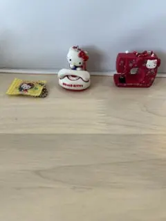 ガチャガチャ　ハローキティー