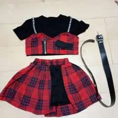 赤と黒のチェック柄 クロップトップとスカートセット