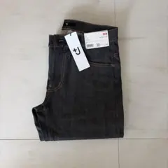 UNIQLO +J ストレッチセルビッヂスリムフィットストレートジーンズのサムネイル