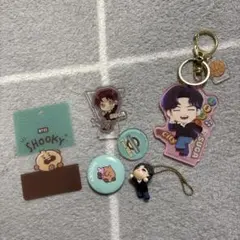 BTS Suga キーホルダー バッジ アクリルスタンド　セット