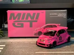 MINI GT 1/64 アバルト 595 リバティーウォーク n°851 絶版のサムネイル