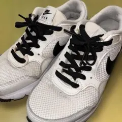 NIKE エアマックス　レディース　23.5センチ　ホワイト/ブラック
