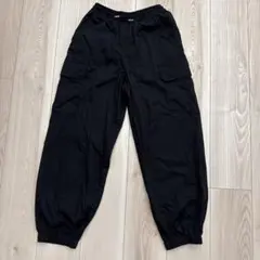 GU GIRLSカーゴプルオンパンツ　M