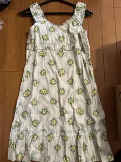 花柄ノースリーブワンピース　160サイズ　子供服　キッズ　夏　ブルー