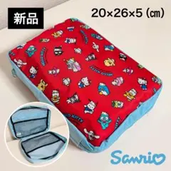 【新品】マルチポーチ、HELLO KITTY、サンリオ、キティちゃん、50th