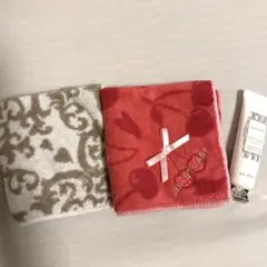 ジルスチュアート　ハンカチ&ハンドクリーム