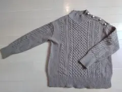 大幅値下げ！【GU】グレー ケーブルニット セーター ハイネック
