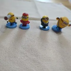 ミニオン フィギュア 4体セット カプセル付き