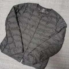 UNIQLO ブラック　ウルトラライト ダウンジャケット