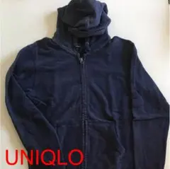 UNIQLOの紺パーカー