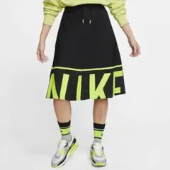ナイキ NIKE メッシュスカート フレア 黒 デザインのサムネイル