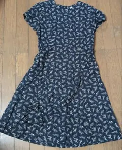 Item thumbnail for item 9512d1f9-ec3f-4c8c-8055-5f75bd274301