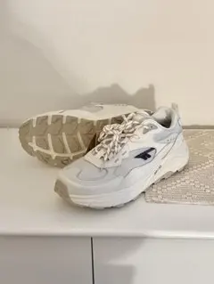 【新品未使用】スニーカー 26.5cm HI-TEC HKU16 防水 ホワイト