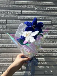 モールフラワー　枯れないお花 青　白　韓国花束　青白お花のブーケ