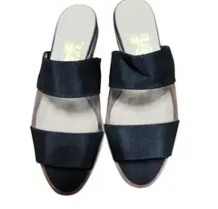 Ferragamo ブラック サンダル DK 　4 1/2