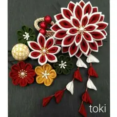 つまみ細工 髪飾り 紅白 和装 着物 成人式 卒業式 振袖