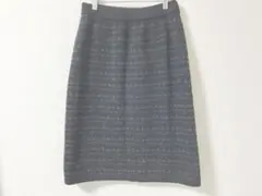 美品 Max Mara ネイビー 幾何学模様ロゴ ペンシルスカート 美品 Max Mara ネイビー 幾何学模様ロゴ ペンシルスカート - メルカリ