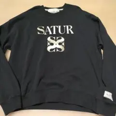 SATUR アップリケ　ブラックスウェット韓国 2026年最新】SATUR スウェット 韓国の人気アイテム - メルカリ