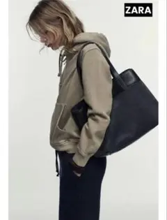 【ZARA】マキシトートバッグのサムネイル