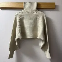 【新品・美品】moussy ハイネックセーター