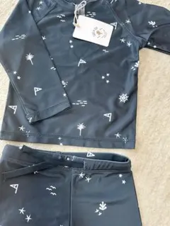 新品未使用⭐︎ベビー水着（90サイズ/３点セット）上下キャップセット