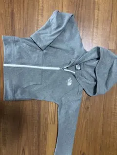 あ*ん様 美品THE NORTH FACE グレー ジップアップパーカー