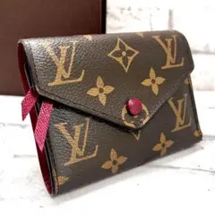 ルイヴィトン モノグラム ポルトフォイユ ヴィクトリーヌ フューシャ