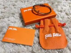 フォリフォリ　クロスバングル　クロスブレスレット　レザーブレスレット