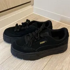 PUMA ブラック スエード 厚底スニーカー