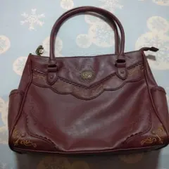 アクシーズファム 刺繍入りワインレッドバッグ