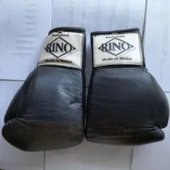 RINO プロフェッショナル ボクシンググローブ 黒 10 OZ