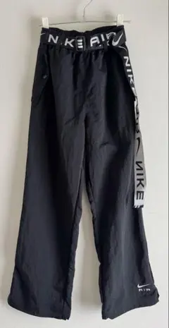 【美品】Nike 黒 ハイライズ ウーブン カーゴ パンツ XSサイズ