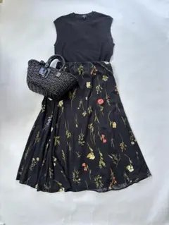 新品【H&M エイチアンドエム】花柄コットン　フレアマキシスカート