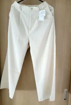 ウエストゴム　ワイドストレートパンツ