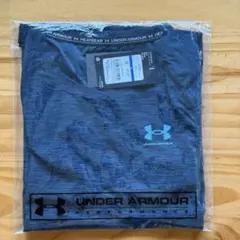 UNDER ARMOUR HEATGEAR ネイビー トップス