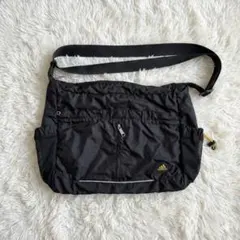 【美品】adidas アディダス ショルダーバッグ ブラック メッシュ 大容量