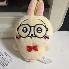 スクバキーホルダーちいかわ　うさぎがいっぱいマスコット メガネ