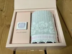 ジルスチュアート　リップバームとハンカチセット　ギフトセット
