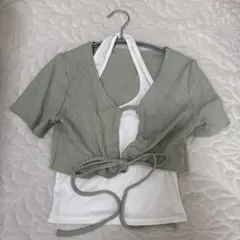 み*み様 グリーン クロップドTシャツ リボン