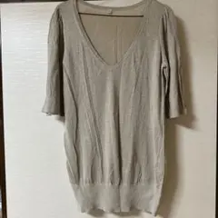 ベージュ Vネック 五分袖 セーター