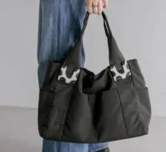 美品　ear PAPILLONNER 樹脂パーツトートバッグ ショルダー付きM