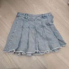 ライトブルーデニム プリーツスカート