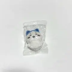 ちいかわ　お座りぬいぐるみ2 ハチワレ