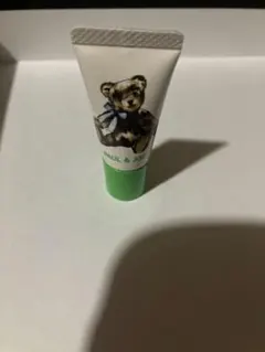 PAUL & JOE クリームチーク