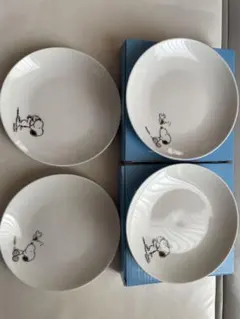 スヌーピー皿　LAWSON