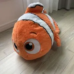 ファインディングニモ　ニモ　ぬいぐるみのサムネイル
